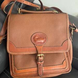 Vintage Dooney & Bourke All-Weather Leather British Tan Surrey Bag crossbody